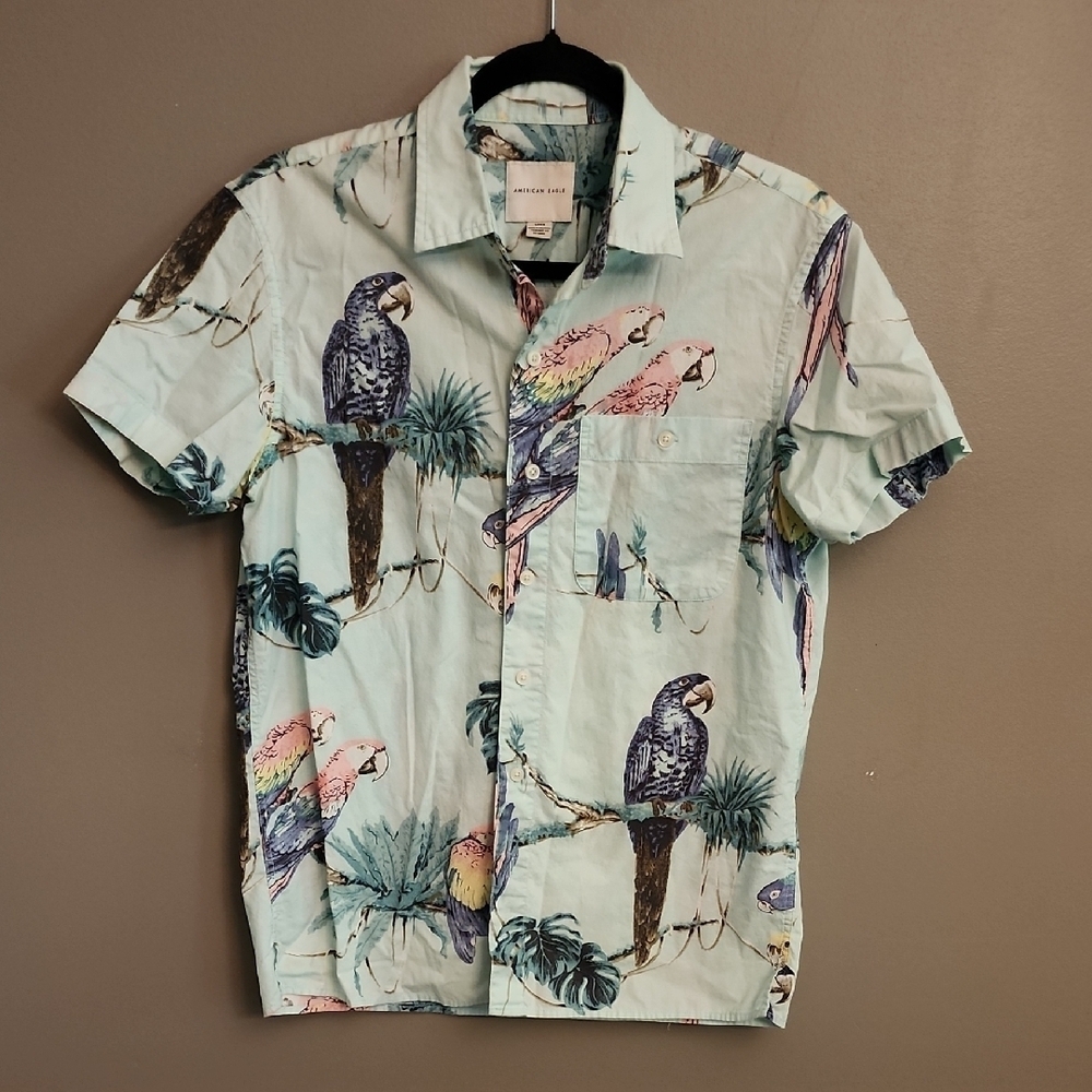 Men's American Eagle Outfitters Blue Casual Button Down Shirt with Bird Print